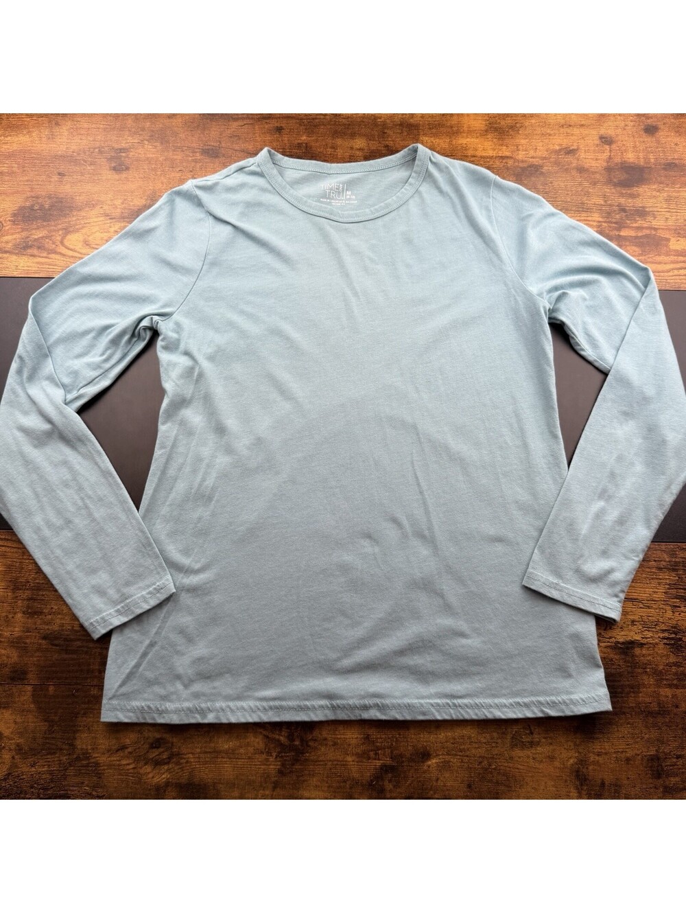 Time and Tru Women’s Medium Seafoam Green Blue  Long Sleeve Crew Neck Shirt 8-10